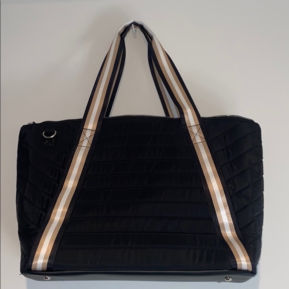 Adrienne Vittadini XLarge duffle Bag NWT - Picture 9 of 14
